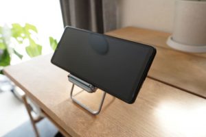 キャンドゥの「スマホスタンド」を全種類買ってみます【卓上】 | rooms19
